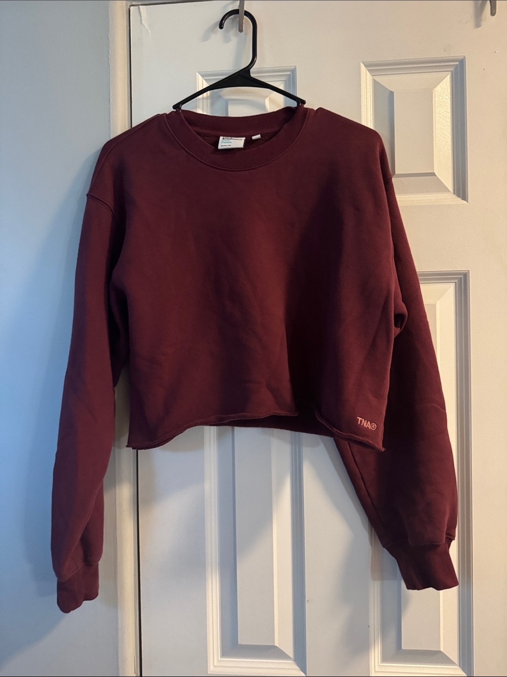 TNA Cropped Crewneck Sweatshirt in Wine